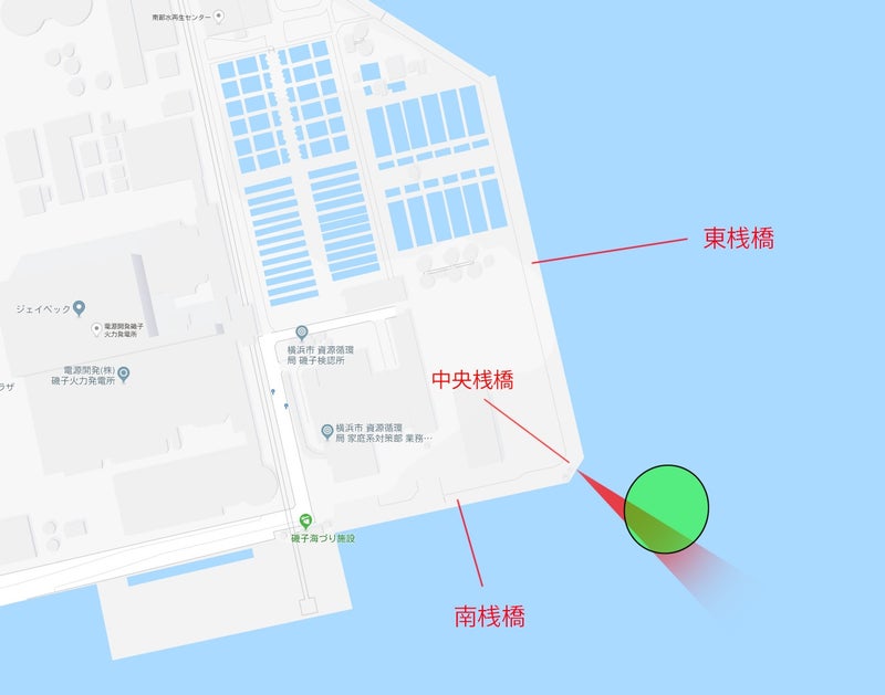 磯子海づり施設 夕まづめにジギングで太刀魚が釣れた